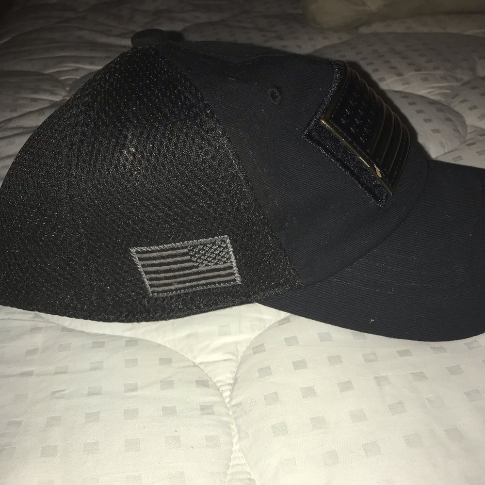 Baseball Cap with Removable Patch - Picture 2 of 3